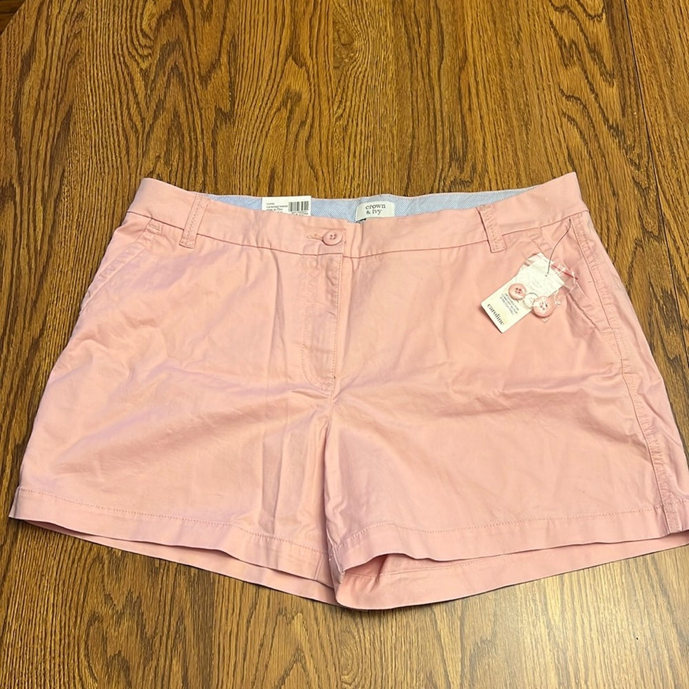 Crown & Ivy Caroline Shorts